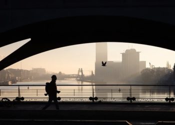 На Западном Обходе Краснодара строят новый пешеходный переход и прокладывают ливневку