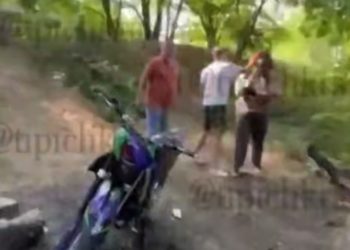 В Краснодаре пьяные мужчины избили мотоциклистов