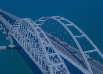 Очередь перед Крымским мостом превысила тысячу автомобилей 27 июля