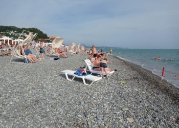 Ребенок сгорел на пляже в Сочи