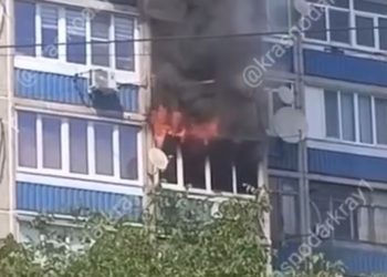 Из горящего девятиэтажного дома в Краснодаре эвакуировали 46 человек