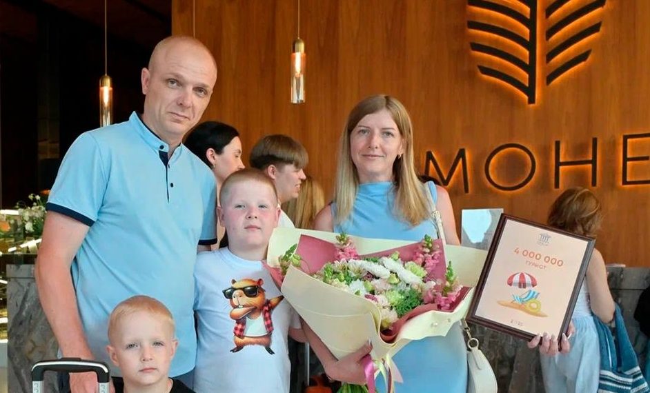 Прошунин: в Сочи встретили четырехмиллионного туриста