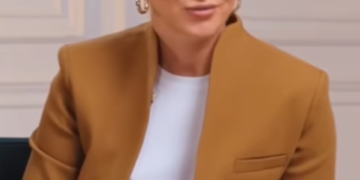 «Взрыв прямо перед глазами»: Ольга Бузова рассказала о ночной атаке БПЛА на Сочи