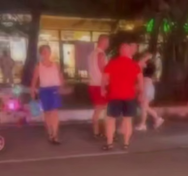 «Зверинец на курорте»: водитель и пассажирка электрокара избили туристку в Сочи