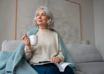 Краснодарская бабушка, которую два года мучил собственный сын, обрела новый дом