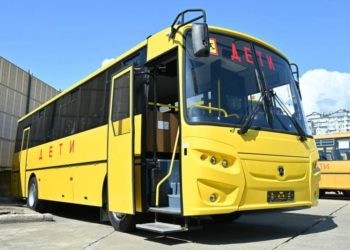 Школьные маршруты Сочи получили три новых автобуса к началу учебного года