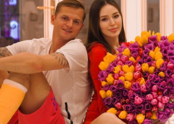 Звездный скандал с моделями в Сочи футболист Тарасов объяснил деловыми целями