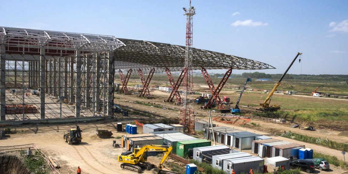 Шмигельский назвал причины переноса открытия нового аэропорта в Краснодаре