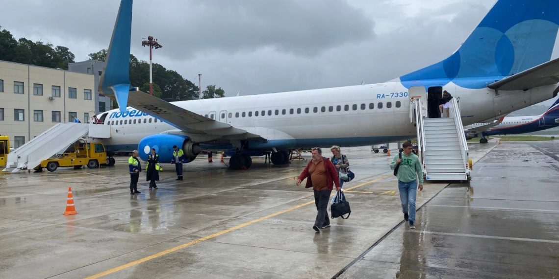 Mash: Дроны в дневные часы 8 августа атаковали аэропорт в Сочи