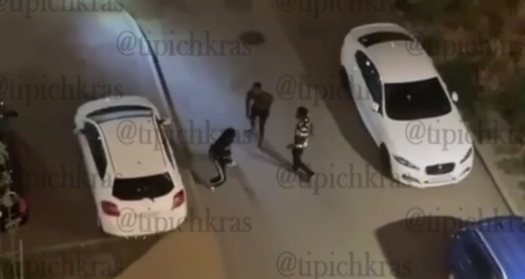 Полиция проводит проверку по факту драки во дворе в Краснодаре