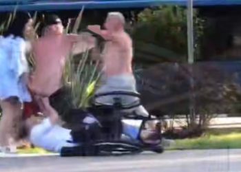 В Сочи девушка на инвалидной коляске пыталась разнять дерущихся мужчин