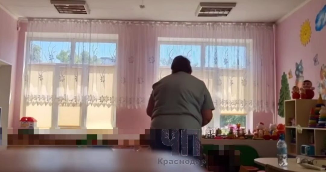В Новороссийске воспитательница детсада обматерила девочку и избила ее