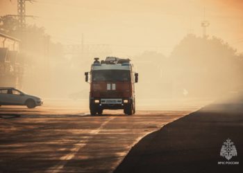 Оперштаб: пожар на нефтебазе в Адлерском районе Сочи полностью ликвидирован