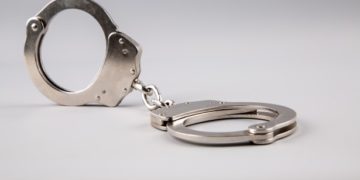 В Краснодаре задержали неадекватного парня, напавшего на пенсионерку