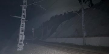 Молодой мужчина погиб под колесами поезда, следовавшего до аэропорта Сочи