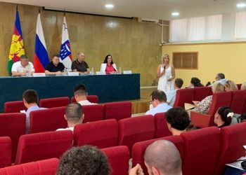 В Сочи прошла встреча жителей ТОС «Благодать» с главой Хостинского района