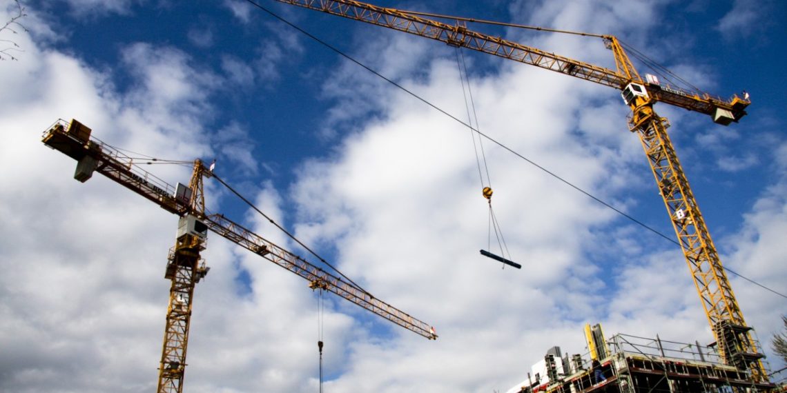 Прошунин: в Сочи строят семь школ и детский сад в 2025 году