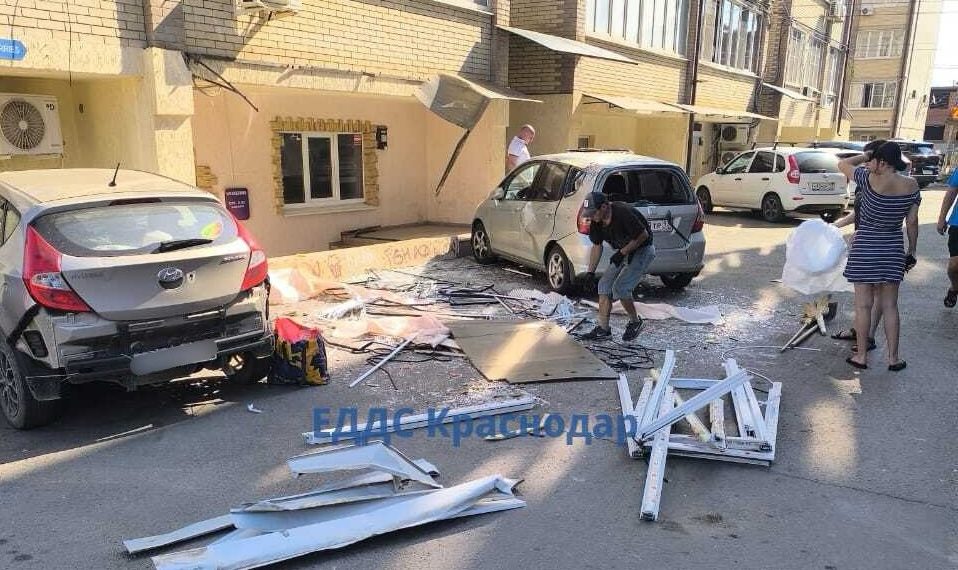 В результате взрыва в многоэтажке в Краснодаре пострадал один человек