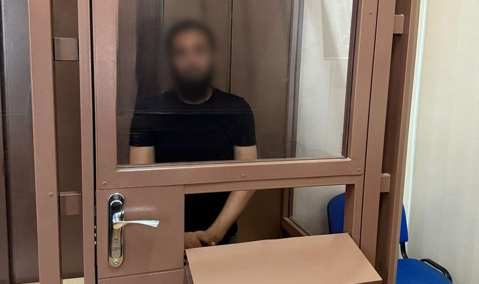 В Краснодаре арестовали 22-летнего парня, пристававшего к 13-летней девочке