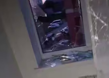 В Адыгее пострадавшей от БПЛА женщине посоветовали взять кредит на ремонт