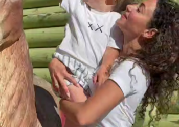 Зепюр Брутян и её сын Микаэль попали на видео в сочинском парке