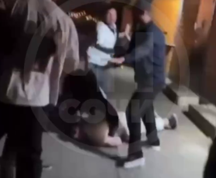 Массовая драка с применением ножа произошла на горном курорте в Сочи