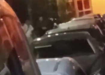 В Краснодаре двое мужчин устроили громкий конфликт с угрозами и оружием