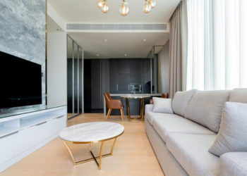 В Сочи бизнесмен едва не лишился квартиры за долги по налогам в 18 млн рублей