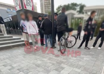 В Анапе подростки пожаловались на мужчину, угрожавшего им оружием