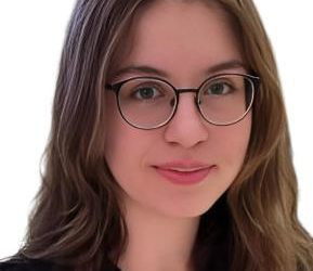 В Сочи ищут молодую туристку из Подмосковья, пропавшую после выхода из аэропорта