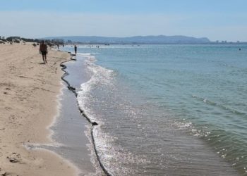 За неделю со дна моря в Анапе подняли 920 мешков