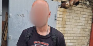 В Краснодаре задержали мужчину с пистолетом
