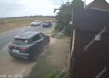 Под Краснодаром водитель остановился, чтобы ударить ребенка на заднем сиденье