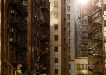 Тысячи жителей на Кубани живут в нелегальных многоэтажках