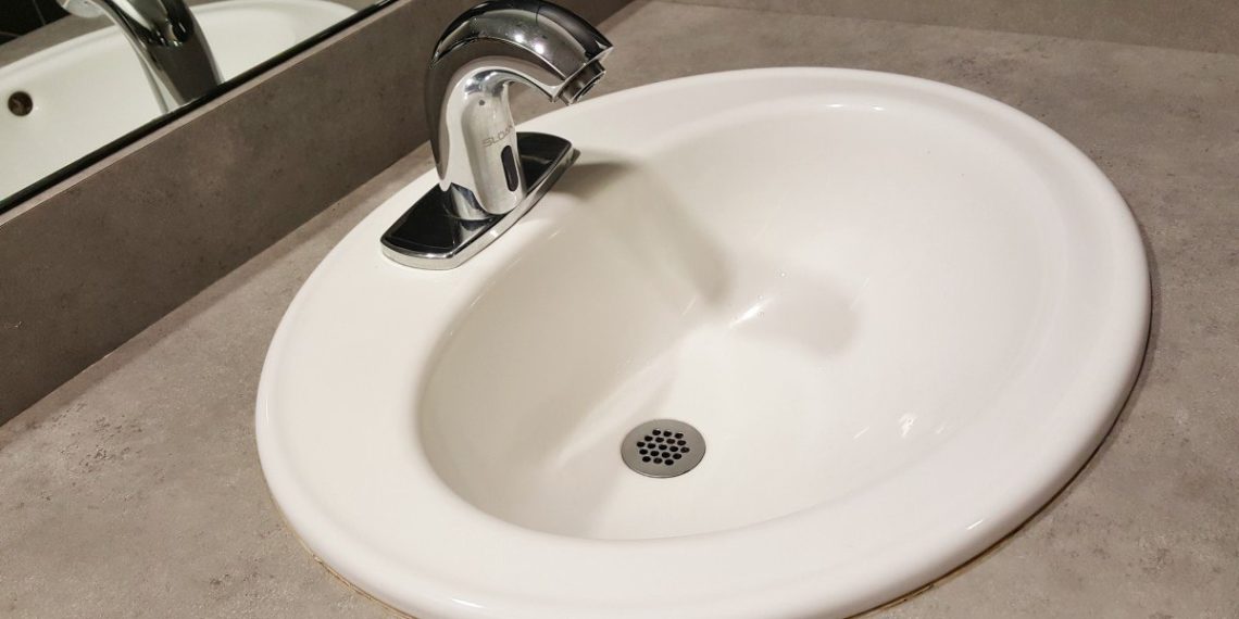 Управляющие компании Сочи задолжали «Водоканалу» более 97 млн рублей