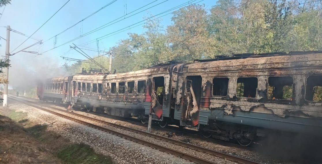 В Каневском районе Кубани горел электропоезд