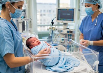 На Кубани — беби-бум: за сутки появились на свет 97 девочек и 88 мальчиков