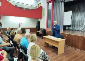 Константин Затулин обсудил с сочинцами работу транспорта и состояние дорог