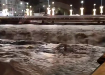 Уровень воды в реке Сочи критически вырос после ливней