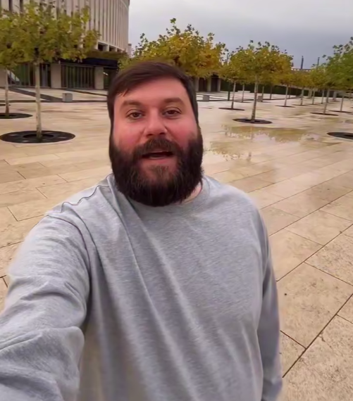 Ростовский комик Леша раскритиковал парк «Галицкого» за отсутствие силомеров