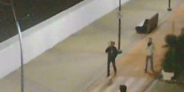 По набережной в Сириусе горожане прогуливаются под залпы ПВО ночью 17 октября