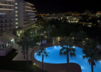 В отелях «Сириуса» гостям советуют «лечь на землю и закрыть голову руками»