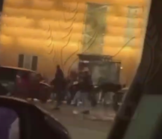 В станице на Кубани автомобиль «Нива» на полной скорости въехал в толпу на улице