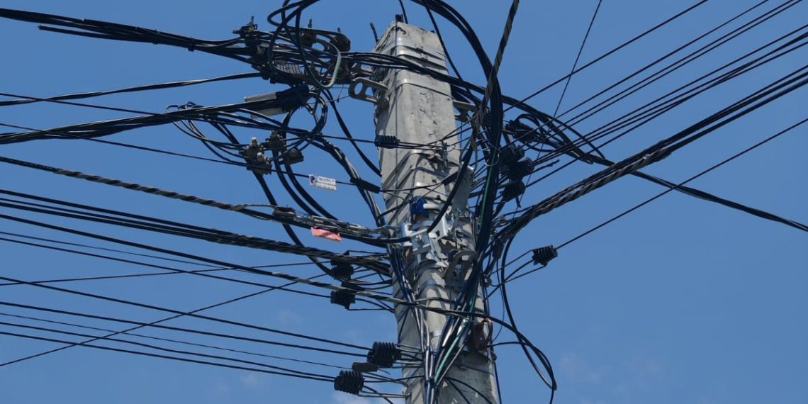 Энергетики предупредили провайдеров о запрете самовольного размещения оптоволокна на ЛЭП