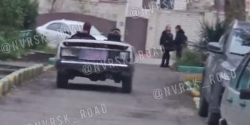По Новороссийску разъезжал самодельный кабриолет