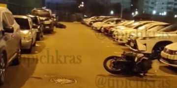 В Краснодаре неадекватный мужчина повредил несколько автомобилей
