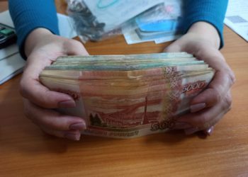 SuperJob: 31% жителей Краснодара не против неофициального трудоустройства