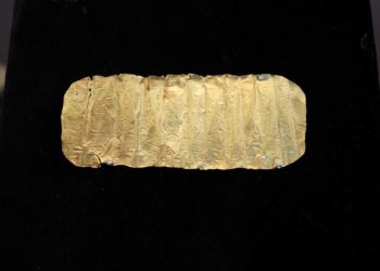 Чувства сквозь века: в Фанагории нашли золотой артефакт с любовным заклинанием