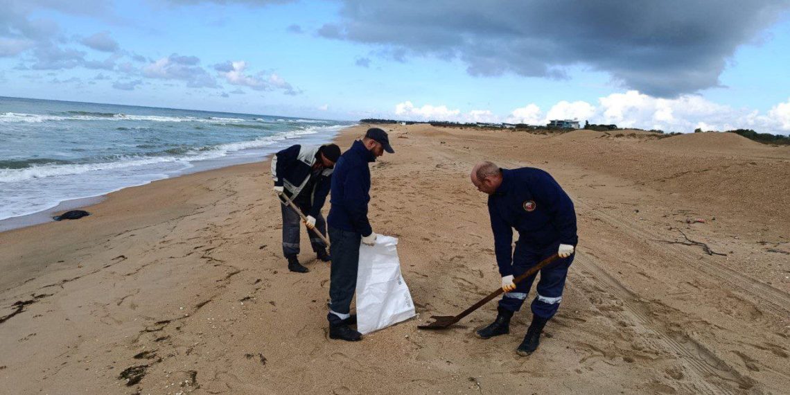 В Анапе зафиксировали незначительные выбросы нефтепродуктов