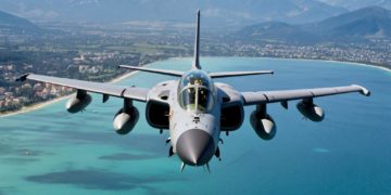 Самолёт-разведчик ВВС США совершал манёвры у побережья Сочи и Туапсе